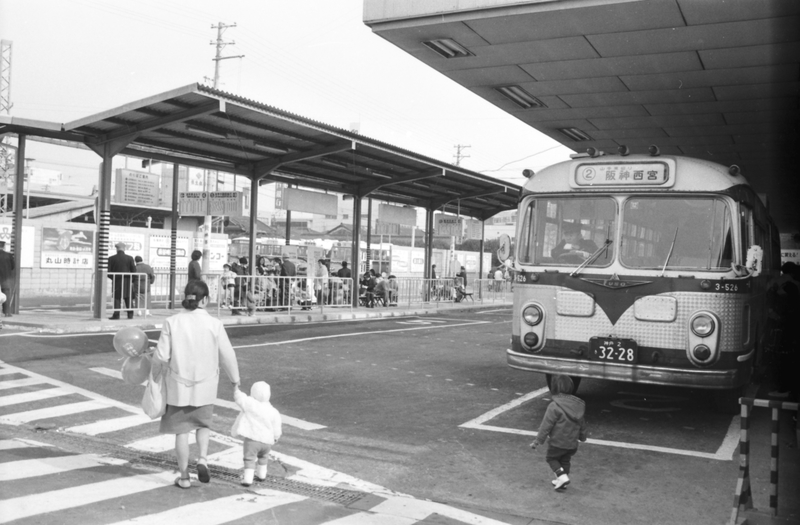 阪神電鉄西宮駅前バスターミナル